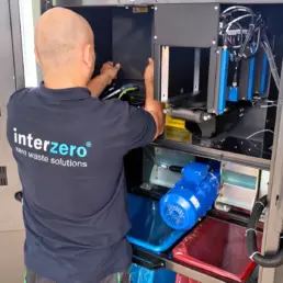 Avtomati Interzero za vračilo steklenic, Interzero, 2026